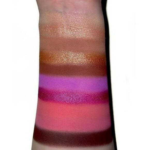 Violet Sunset Eye Shadow Palette - Picture 3 of 6